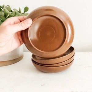 Dining - Set of 5 small brown hard plastic bowls Dining - Set of 5 small brown hard plastic bowls
